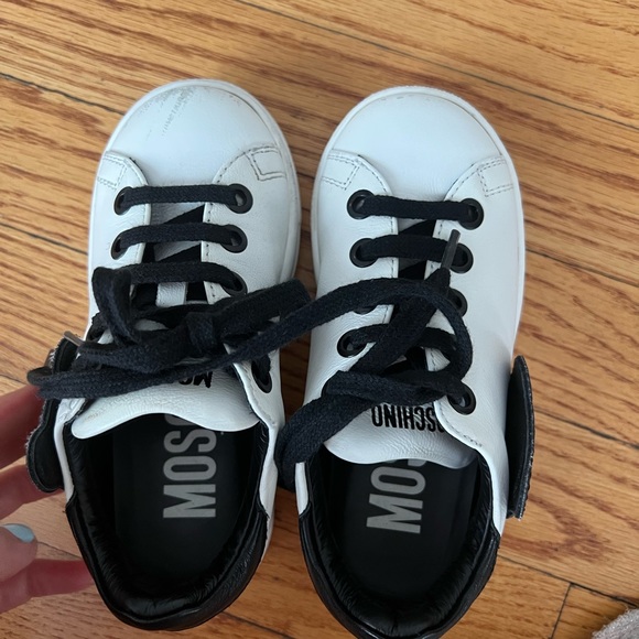 Fancy toddler sneakers. Very comfortable - Picture 5 of 6